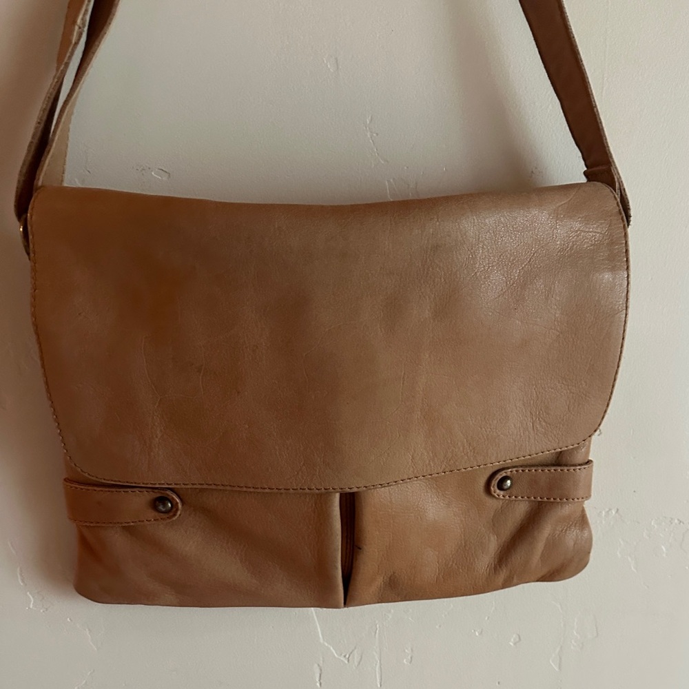 Tan Leather Shoulder Bag